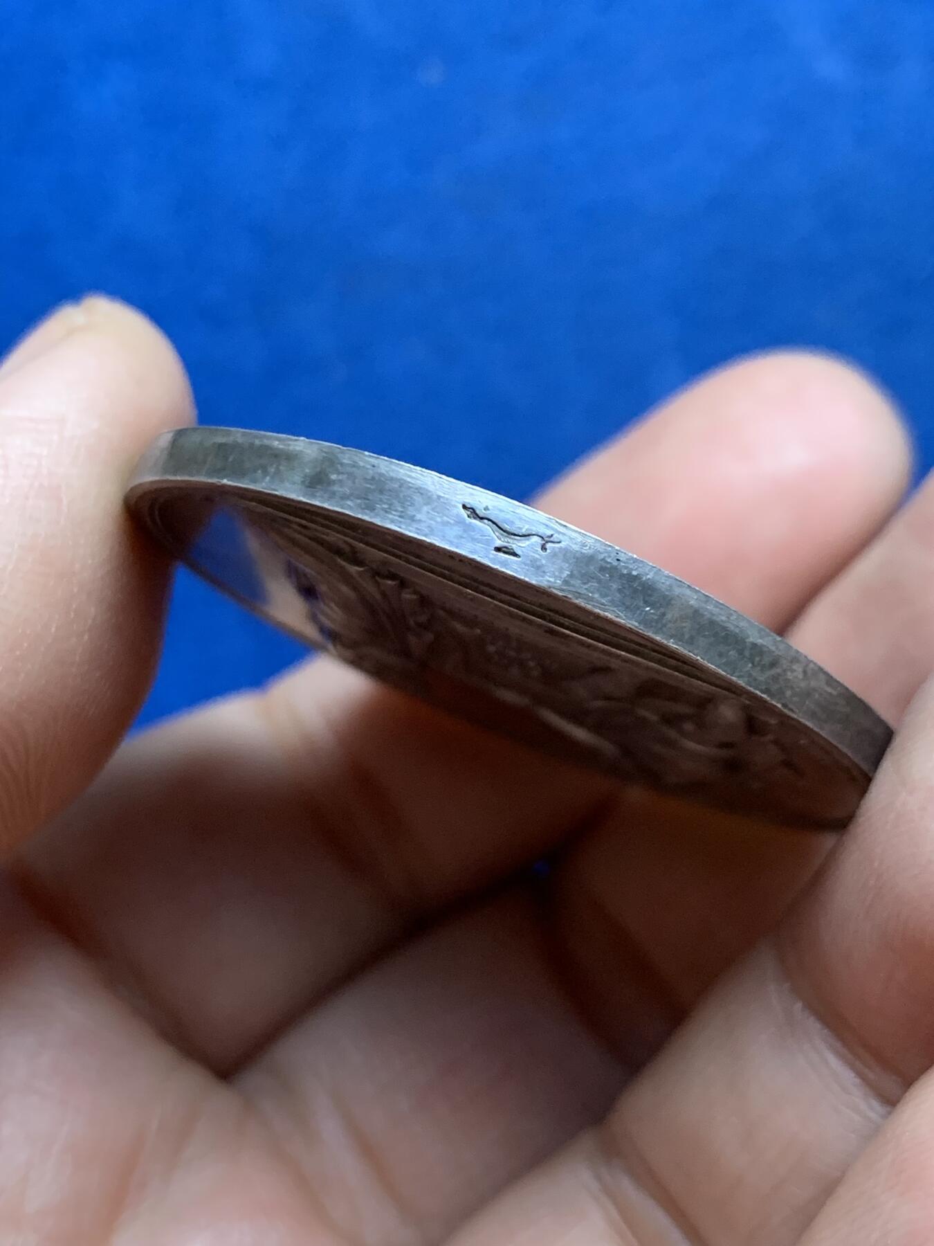 《竞宝斋》第453场 周日，周一 2场连拍 （全场包邮，欢迎送拍） 法国婚姻与爱情纪念银章 1835 神灯银标 32克 41.2mm 大规格 