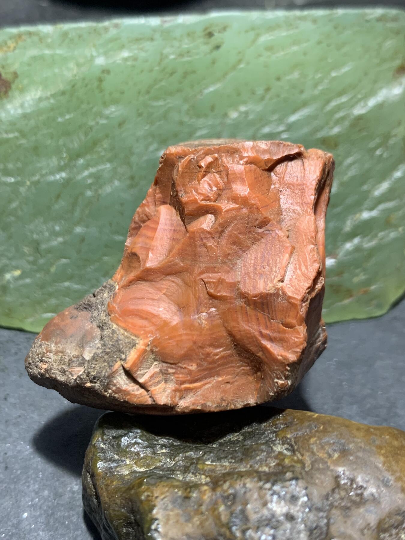 精美开窗料铁皮南红玛瑙原石一颗，