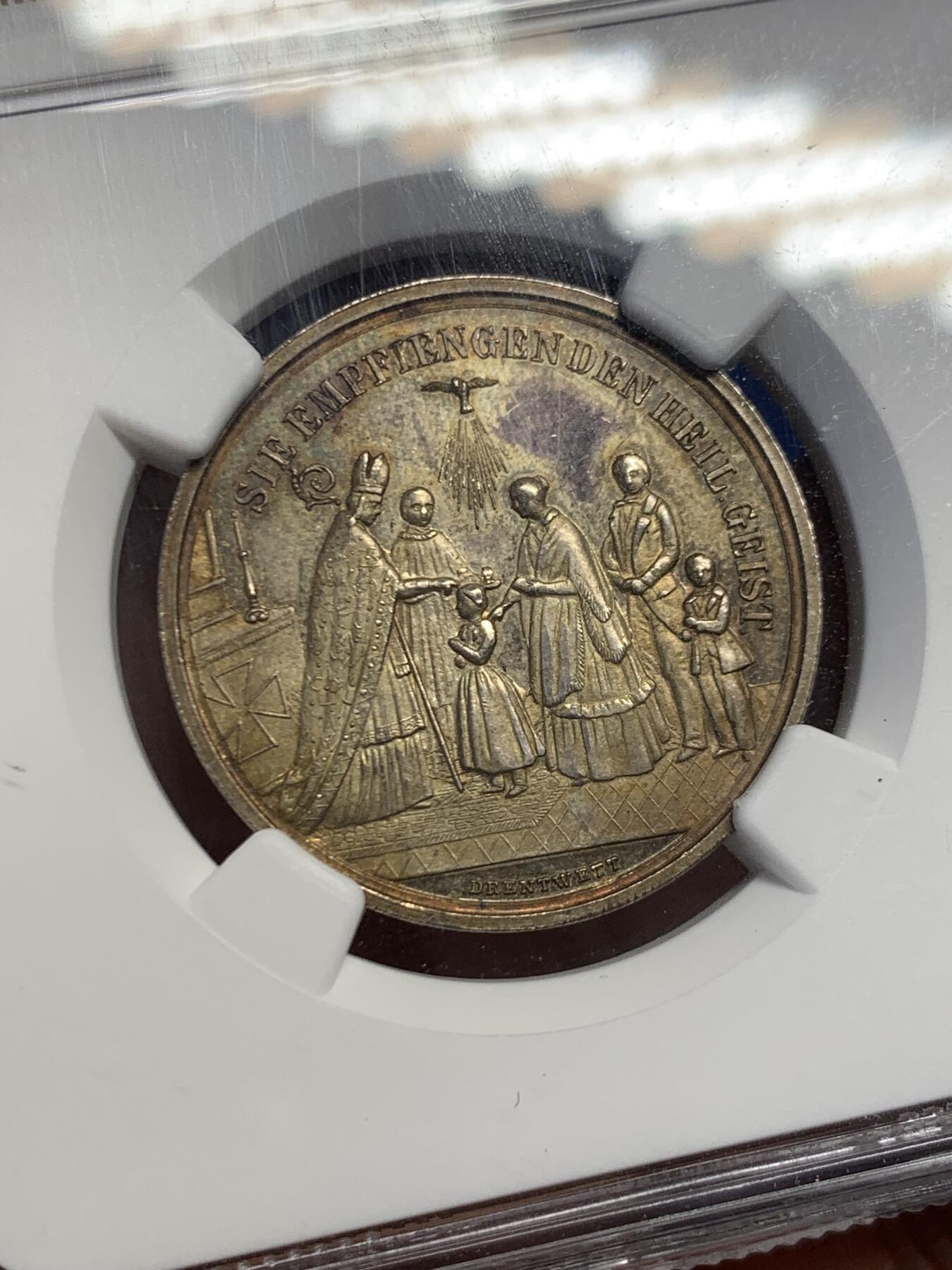 《竞宝斋》第453场 周日，周一 2场连拍 （全场包邮，欢迎送拍） NGC MS63 德国19世纪洗礼银章，自然五彩包浆，章牌雕刻世家Drentwett家族荣誉品