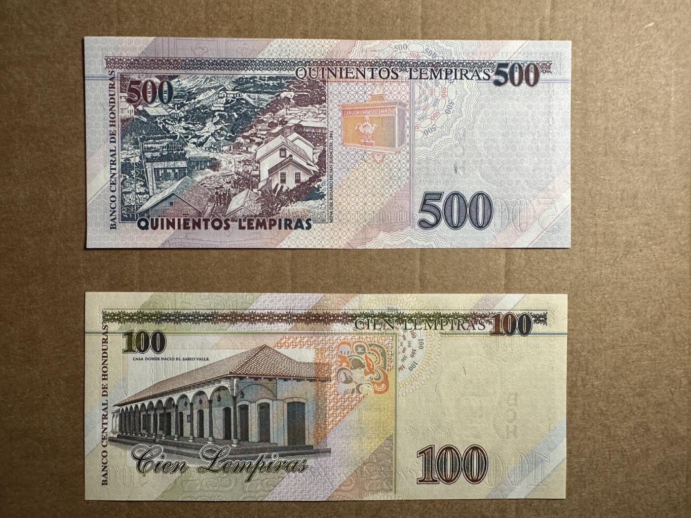 🐍甜小邱世界纸币收藏🐍第138期精品场💐 2004早期高值两张 全新UNC 洪都拉斯 500-100伦皮拉 
