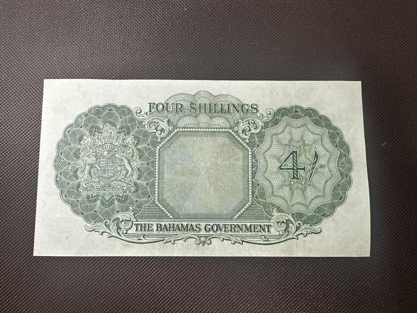 喜羊羊钱币收藏2025第11期(流通品相场) 巴哈马群岛	P-13b 1953年4先令0	品相如图				A/5 867195			