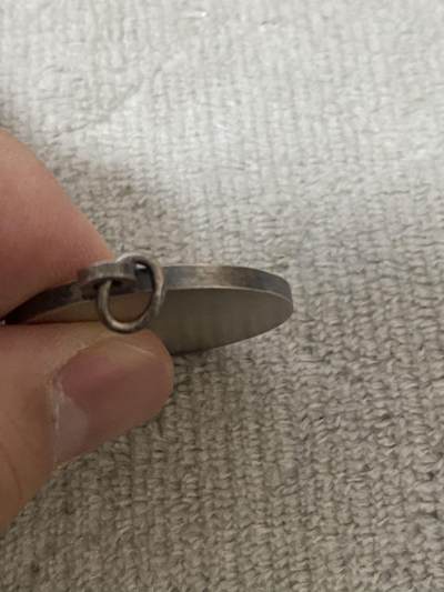 苏联勋章奖章1月5日晚上九点结束在麦稀奇 找不到的加我qq或者微信都是184277308备注苏章拍卖。最好加微信群每次都会通知还有提前可以一口价的 最近会持续拍卖一些东西。 苏联战功奖章 珐琅无磕碰 无号版 带圆环 有挂布挂板没有