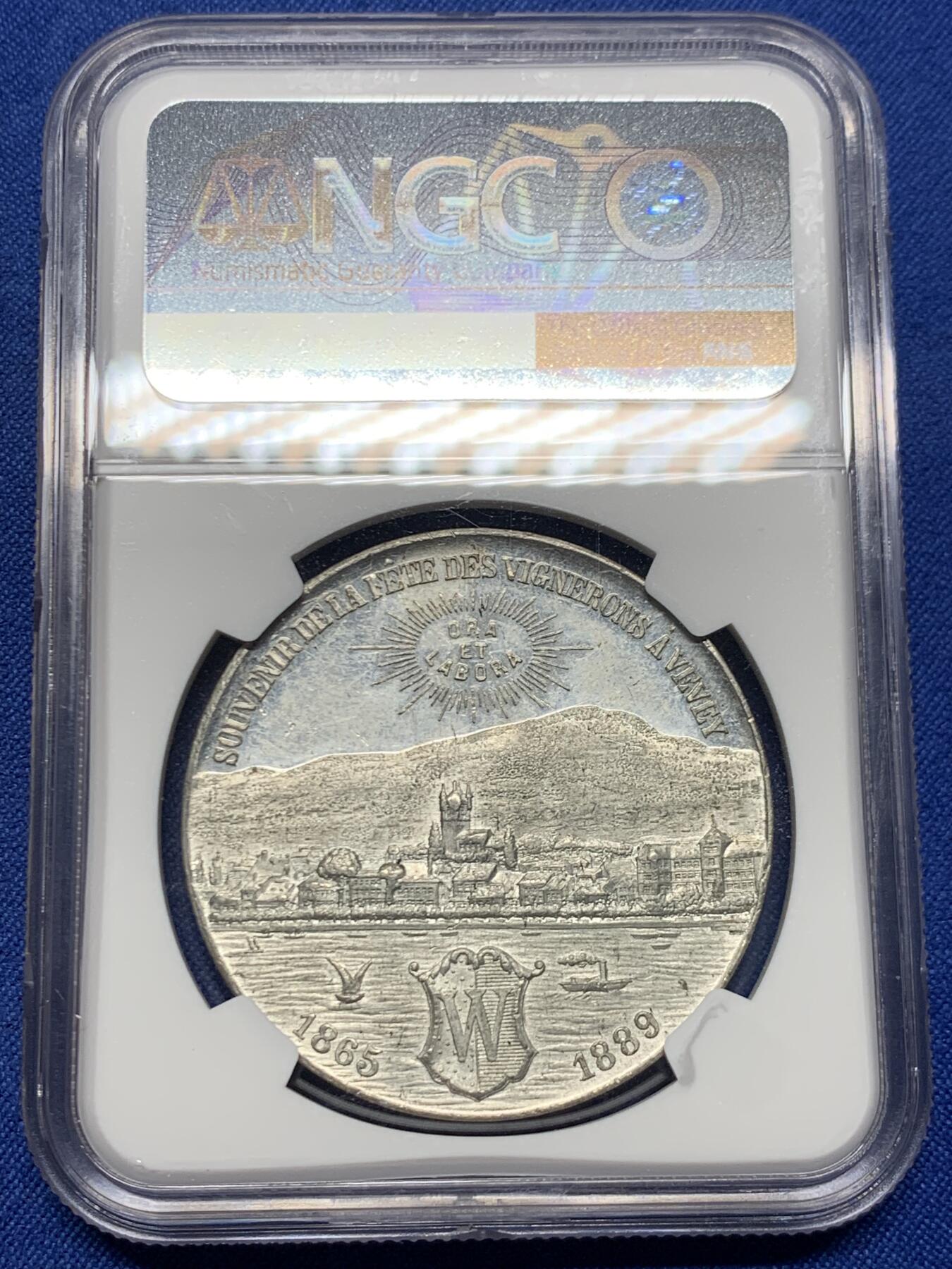 《竞宝斋》第453场 周日，周一 2场连拍 （全场包邮，欢迎送拍） NGC MS62 瑞士 1889年 葡萄园 景观锌章 为丰收而舞 整体非常值得收藏