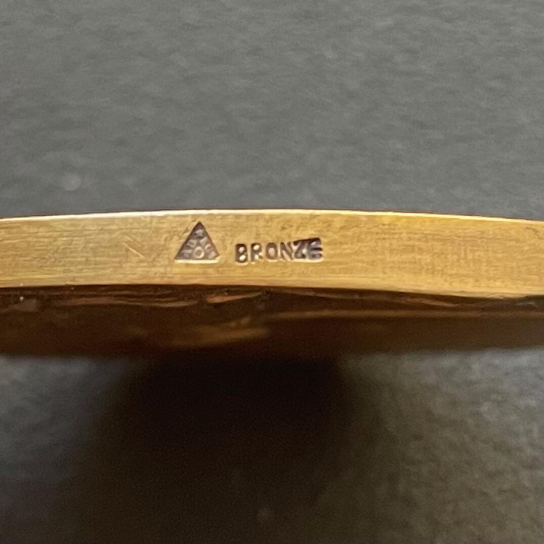 「木头集藏」章牌专场-第65场 法国钓鱼协会铜章，直径：41 mm，33.8 g，边铭：三角厂铭 BRONZE，少见钓鱼题材，品相不错。