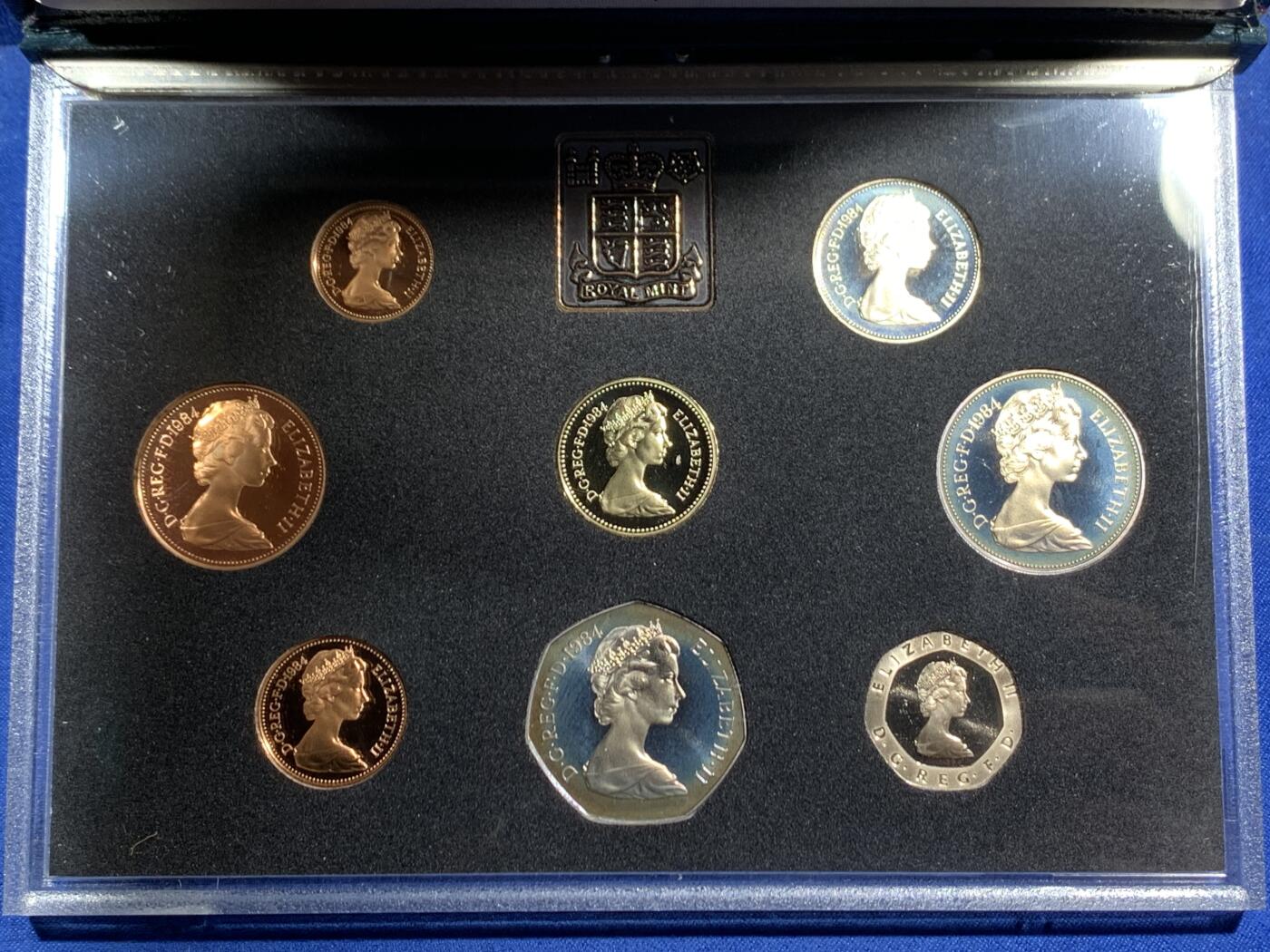 《竞宝斋》第453场 周日，周一 2场连拍 （全场包邮，欢迎送拍）