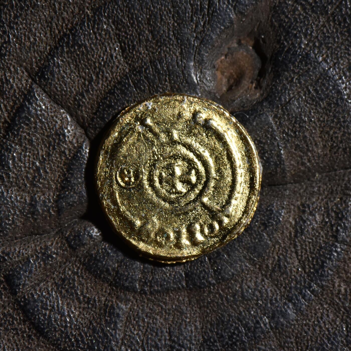 【良泉】第45期【直播场】1月15日晚19.30点开拍！ 208组，西方古代钱币、丝路古珠杂项专场 现代【复刻】工艺品1