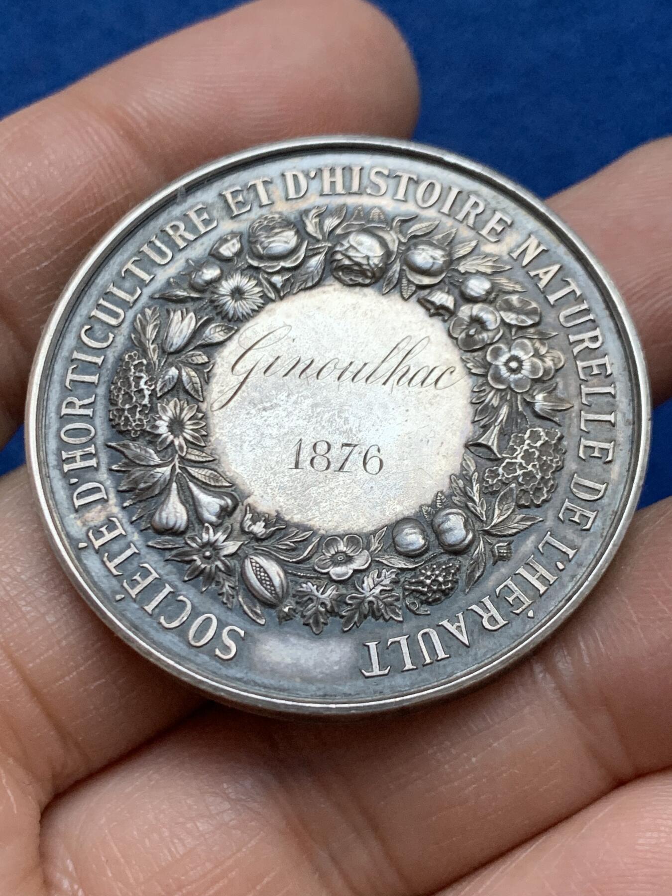 《竞宝斋》第453场 周日，周一 2场连拍 （全场包邮，欢迎送拍） 法国园艺协会纪念银章 37.55克 40.9mm 蜜蜂银标 早期