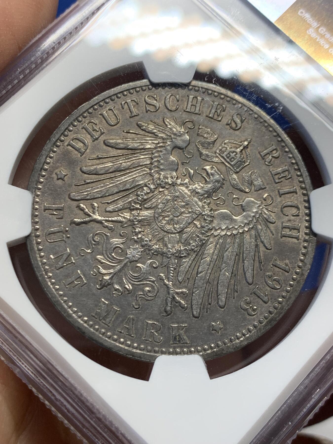 《竞宝斋》第453场 周日，周一 2场连拍 （全场包邮，欢迎送拍） NGC UNC 德国汉堡1913年5马克银币 全深打，底板细腻，细节完整，包浆醇厚，性价比之选