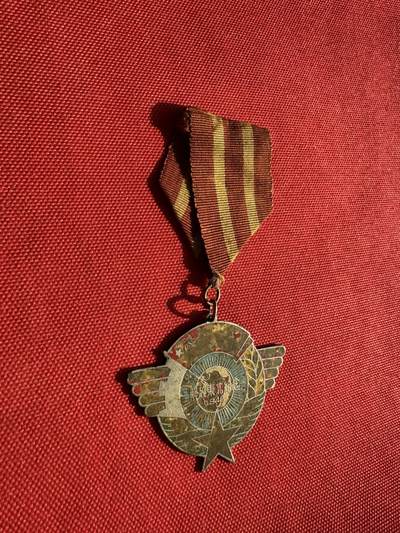 五哥徽章群   30号周二晚上八点4群联拍 - 铜章镀铬版