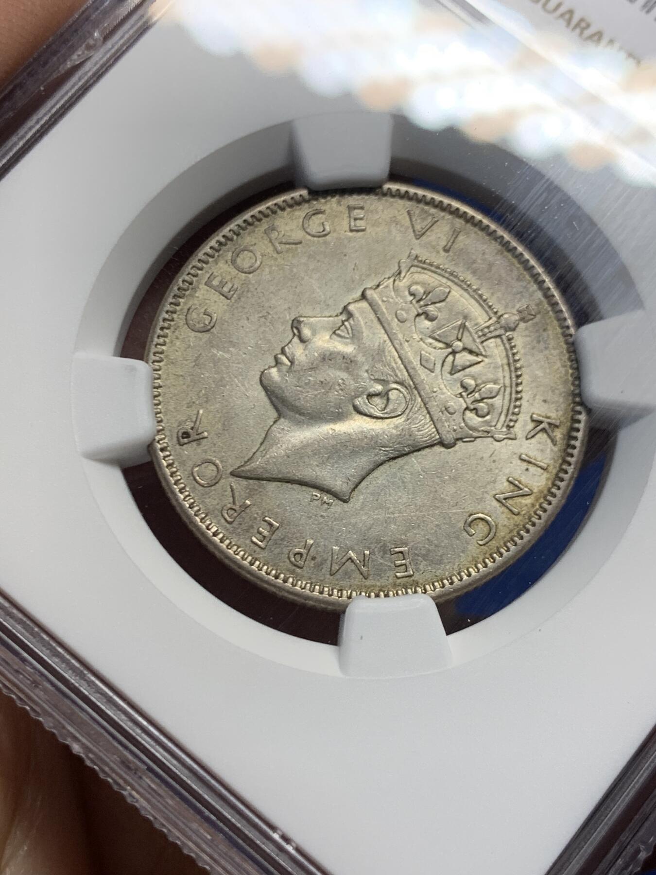 《竞宝斋》第453场 周日，周一 2场连拍 （全场包邮，欢迎送拍） NGC AUD 斐济1942年乔治六世1弗洛林银币