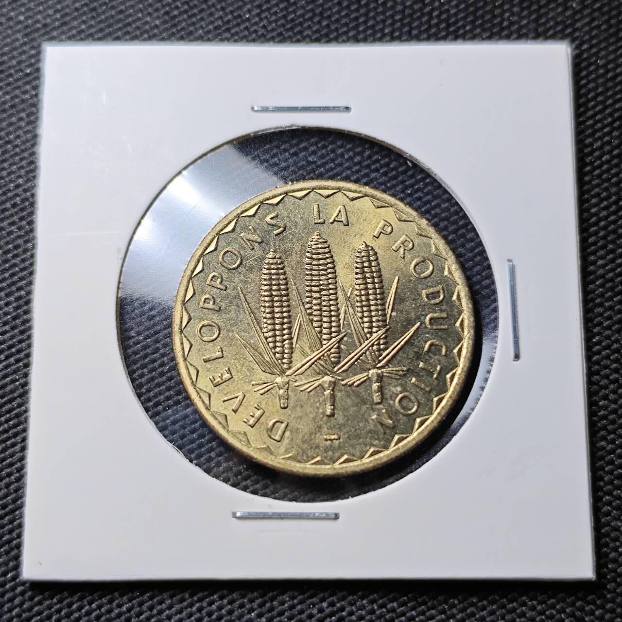 KK钱币收藏小铺 《套币 好品/批量散币专场》  2月预留时间 周末发货  1975马里100法郎 好品