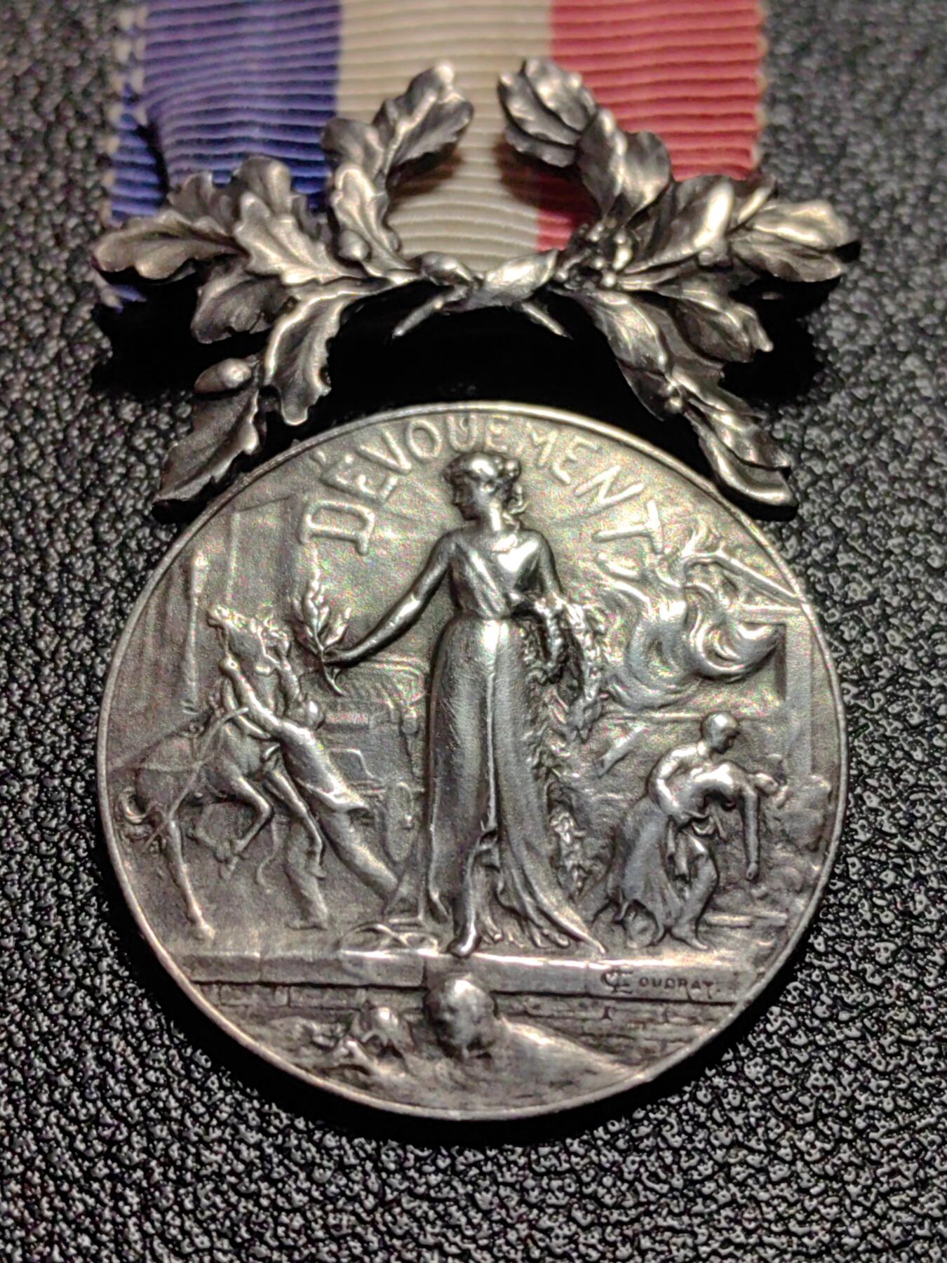 靖甫拍卖新拍第一场 法国内务部嘉奖奖章 银质章体14克