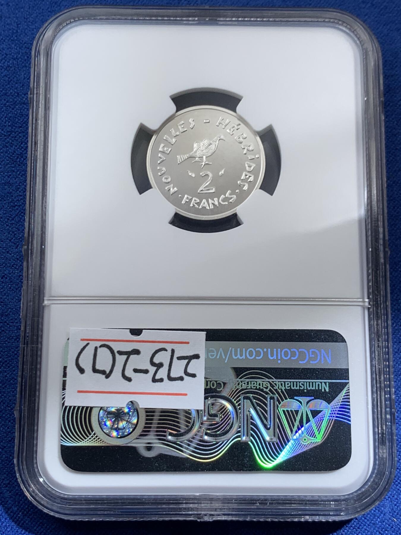 《竞宝斋》第453场 周日，周一 2场连拍 （全场包邮，欢迎送拍） 七枚一组 NGC PF67UC-PF69UC 法属赫布里底群岛1974年/1979年加厚精制校样银币 100法郎为加厚盒 太平洋岛国 艺术设计独特 只有几百枚的发行量 8月份SBP一套分数较差的成交价为人民币11000元