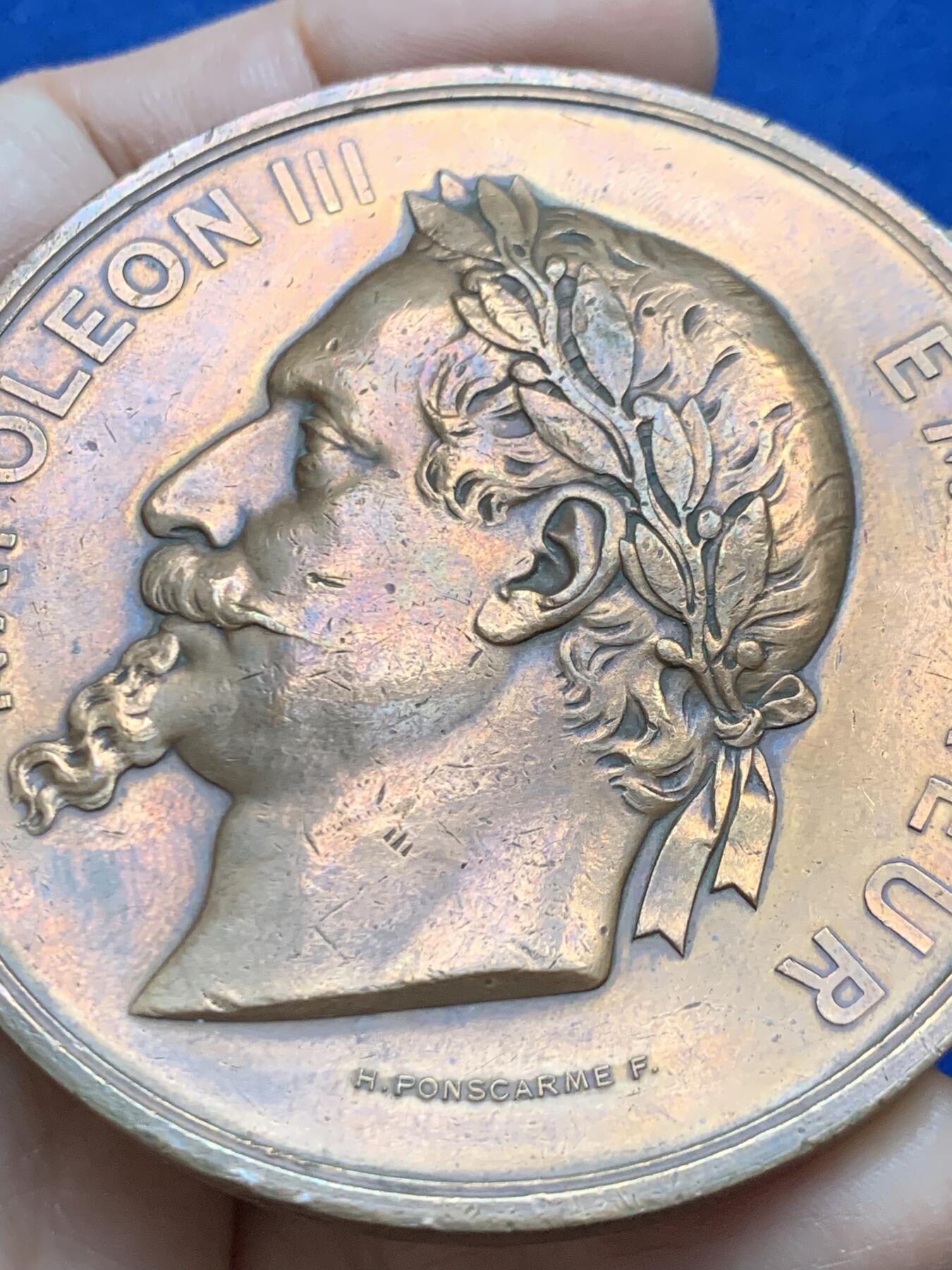 《竞宝斋》第453场 周日，周一 2场连拍 （全场包邮，欢迎送拍） 1867年法国巴黎世博会纪念大铜章 156.4克 67.5mm 蜜蜂铜标