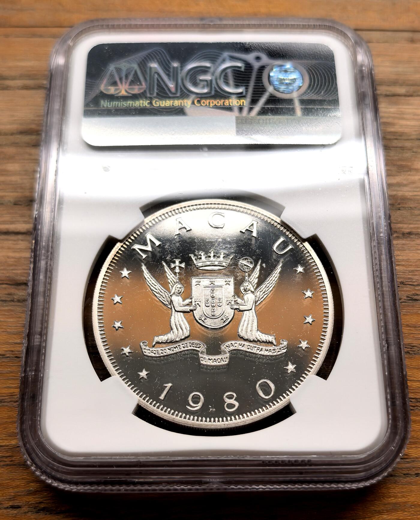 凡希社世界钱币微拍第三百十六期 荐！1980中国澳门美猴王100元大银精铸NGC-PF69UC，生肖系列龙头，完美无瑕的收藏级品相！（视频参考）