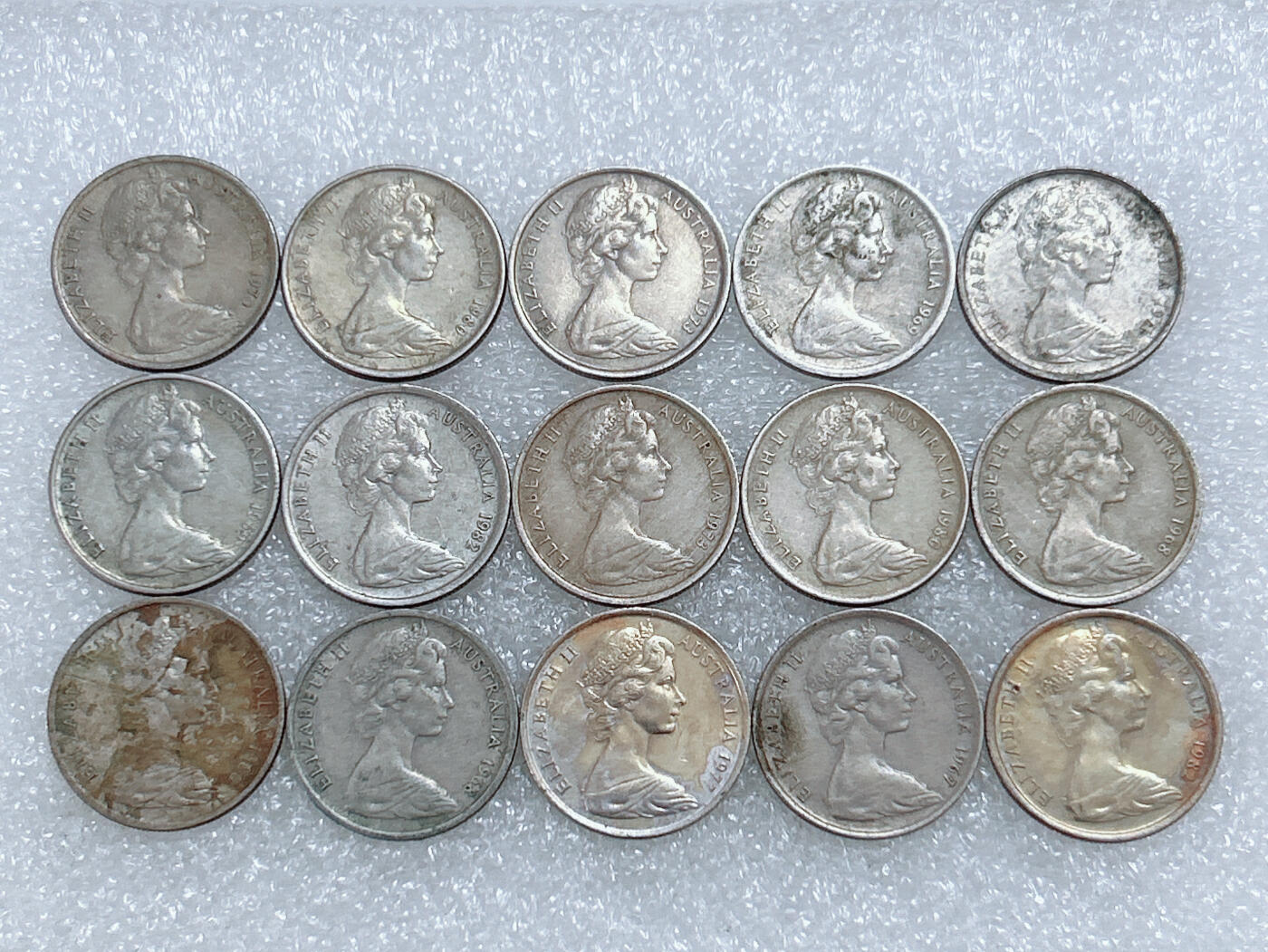 第一海外回流一元起拍收藏 散集专场  第284期 澳大利亚5分硬币 花冠女王版 15枚