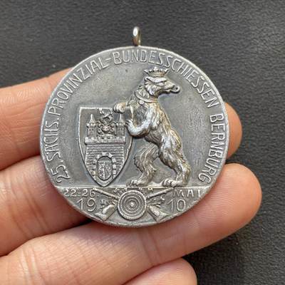 「木头集藏」章牌专场-第65场 - 1910年德国萨克森州贝恩堡第25届邦际射击锦标赛银章，直径：40.4mm，25.1 g。