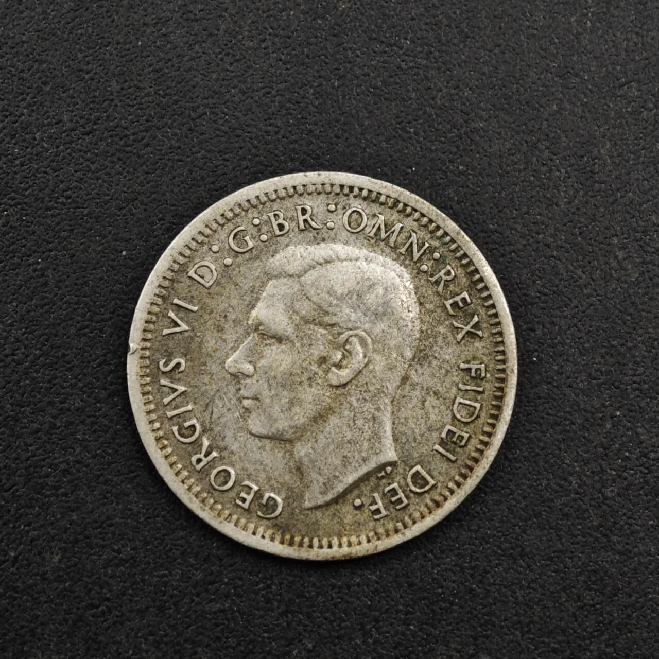 【淘币小摊】实时拍第八百三十七拍   散币银币场   满百包邮可预留二周 每周一统一发货   澳大利亚1951年3便士银币