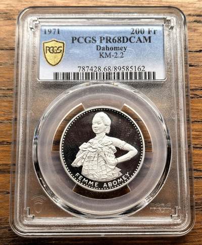 凡希社世界钱币微拍第三百十六期 - 1971达荷美阿波美妇女200法郎银币精铸PCGS-PF68DCAM