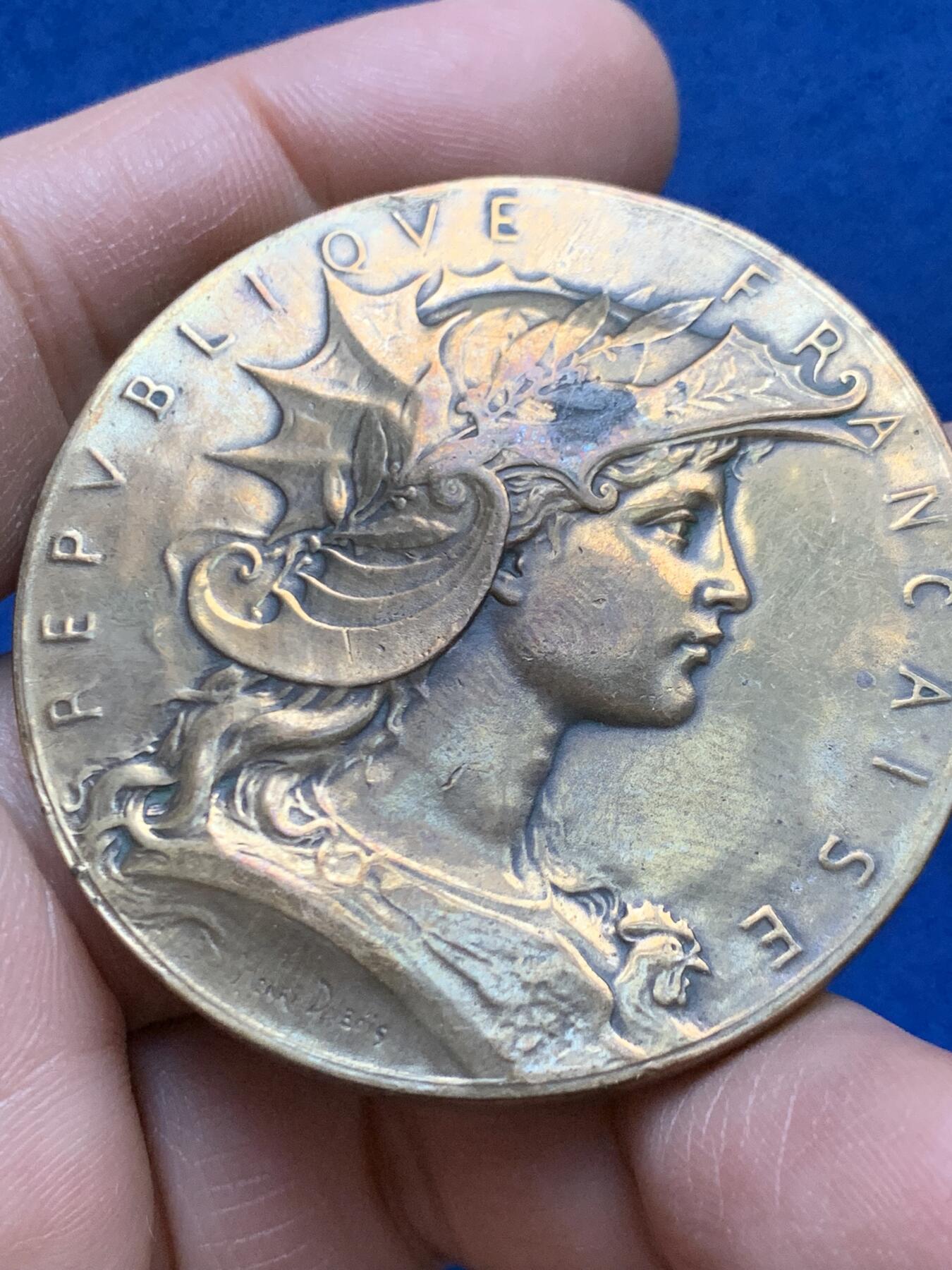 《竞宝斋》第453场 周日，周一 2场连拍 （全场包邮，欢迎送拍） 法国战争部颁发射击比赛铜章 58克 49.7mm 丰饶角铜标