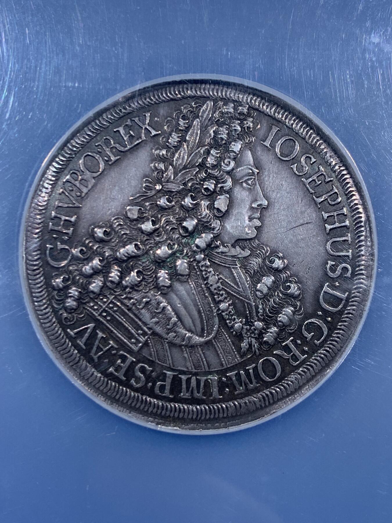 《竞宝斋》第453场 周日，周一 2场连拍 （全场包邮，欢迎送拍） NGC AU58 神圣罗马帝国 1705-11年 蒂罗尔伯国  约瑟夫一世 2泰勒大银币 57.7克的双重手感 大波浪发型 加大盒装 不用换藏的品种