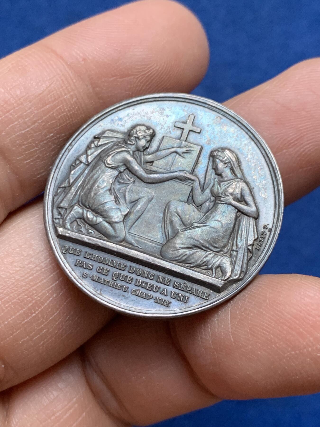 《竞宝斋》第453场 周日，周一 2场连拍 （全场包邮，欢迎送拍） 法国婚姻与爱情纪念银章 1874 蜜蜂银标 13.9克 31.8mm 