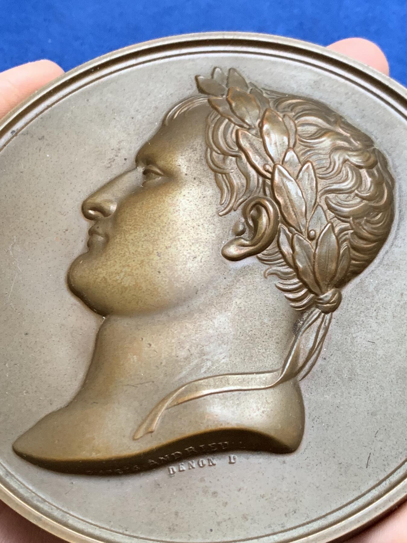 《竞宝斋》第453场 周日，周一 2场连拍 （全场包邮，欢迎送拍） 法国拿破仑罗马王洗礼大铜章，少见超大尺寸版本，直径113mm，重量644.4g，带盒子，细节见图