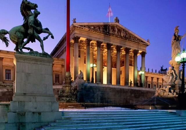 德国二战时期《欧洲邮电协议》加字新票一套3枚