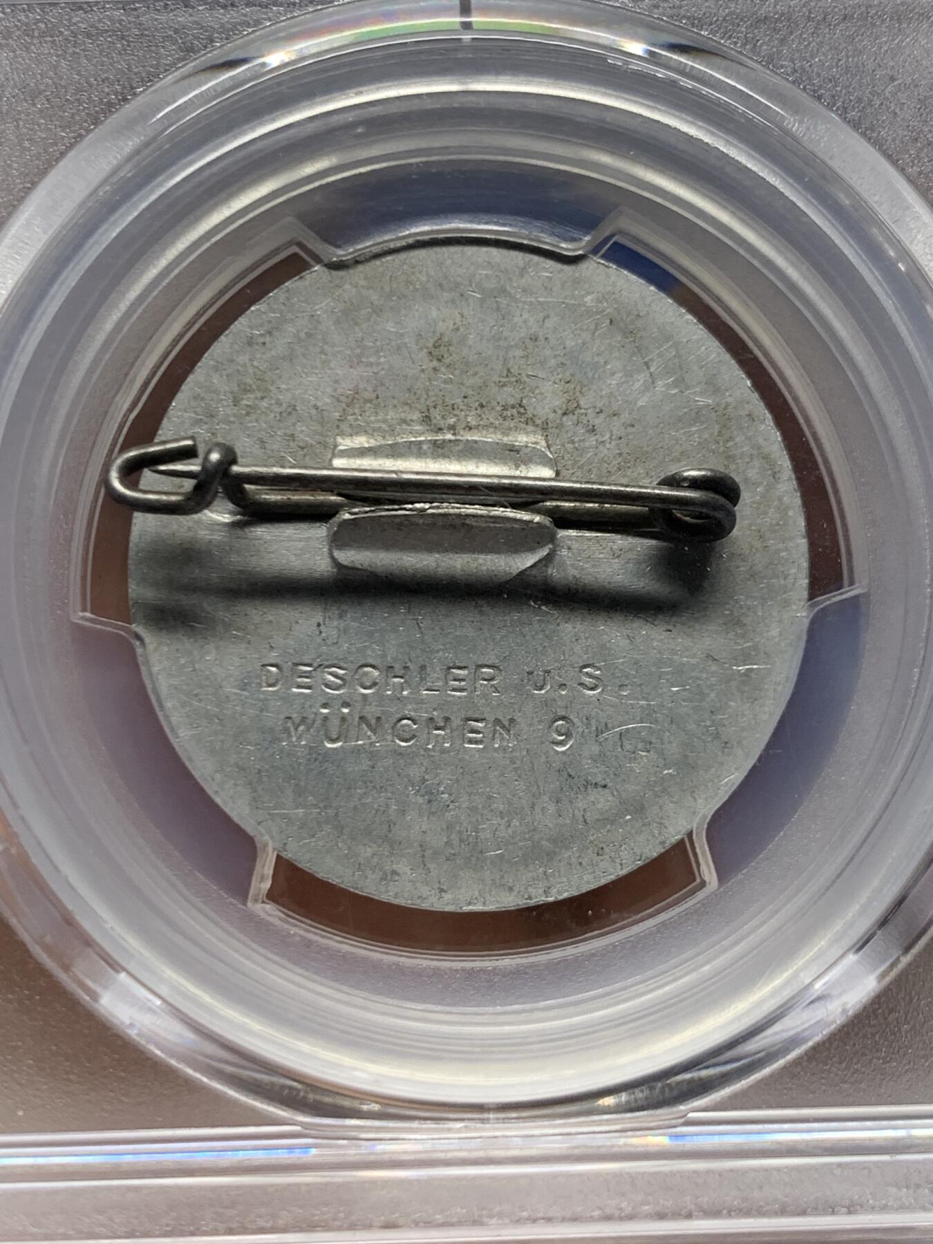 《竞宝斋》第453场 周日，周一 2场连拍 （全场包邮，欢迎送拍） PCGS SP62 德国1933-1945年帝国铝制胸章（加厚盒子封装），章牌目录编号C-215。