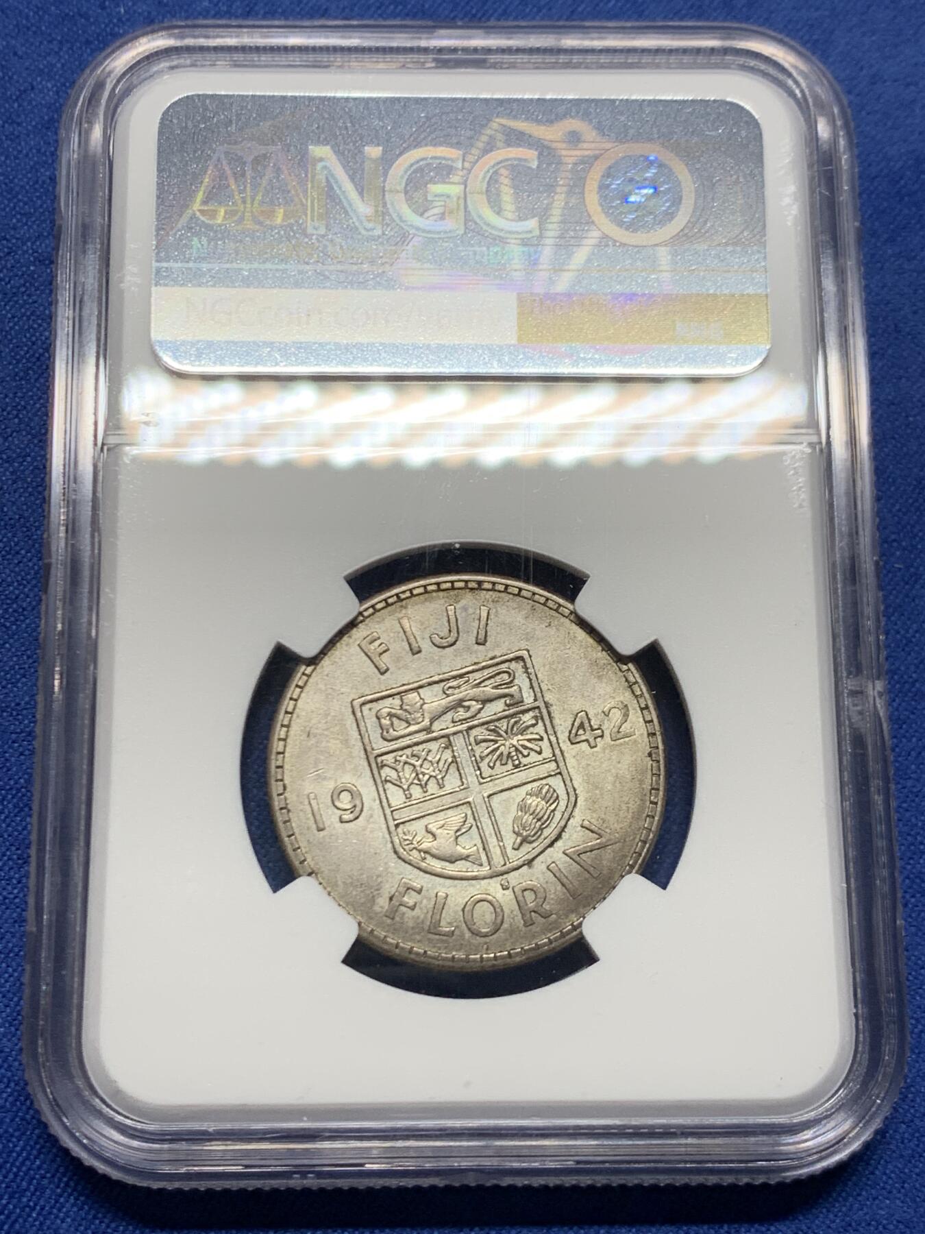 《竞宝斋》第453场 周日，周一 2场连拍 （全场包邮，欢迎送拍） NGC AUD 斐济1942年乔治六世1弗洛林银币