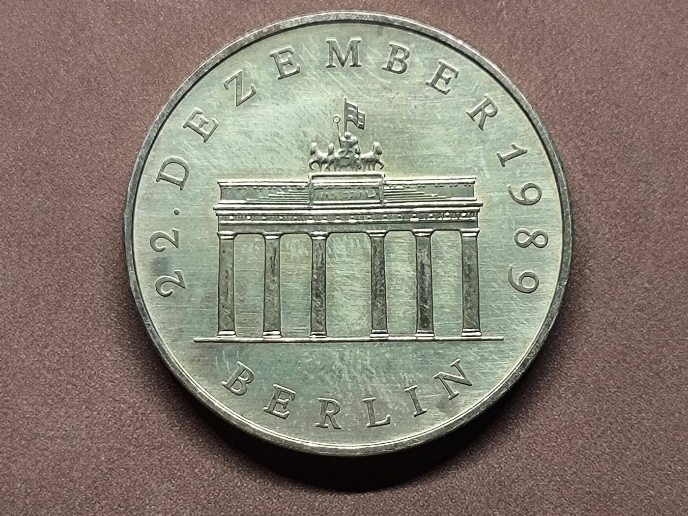 【日月同辉 第1场】元旦首场 无买家佣金 世界钱币 银币 【银币】勃兰登堡门银币