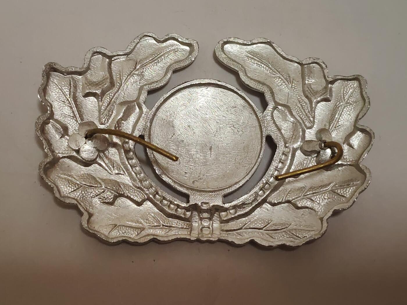 韵星假日拍卖第三十四期 -- Rimey Holidays Auction 34 民主德国军官帽徽