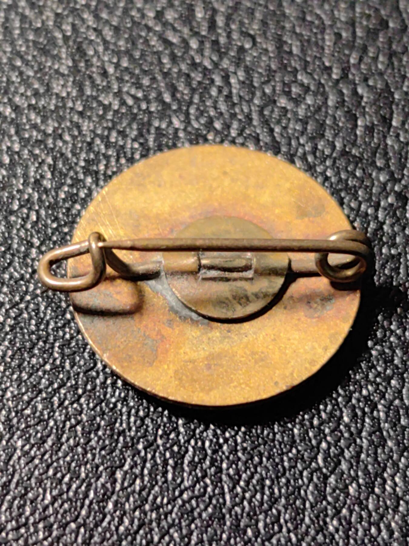 靖甫拍卖新拍第一场 苏东国家徽章