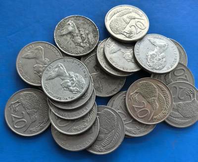 外国优质老铜币高银银币，周六九点倒数截拍，满百包邮，持续收拍 - 新西兰几维鸟20分22个，251克