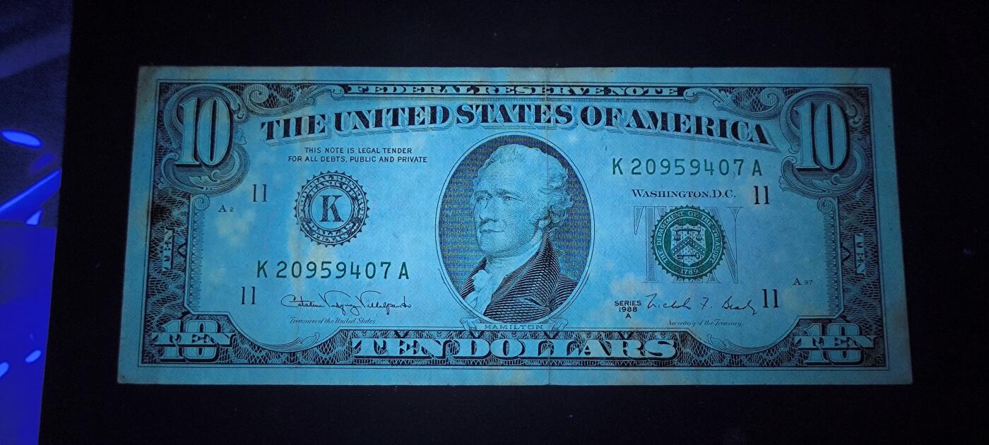 【日月同辉 第1场】元旦首场 无买家佣金 世界钱币 银币 1988年10美元