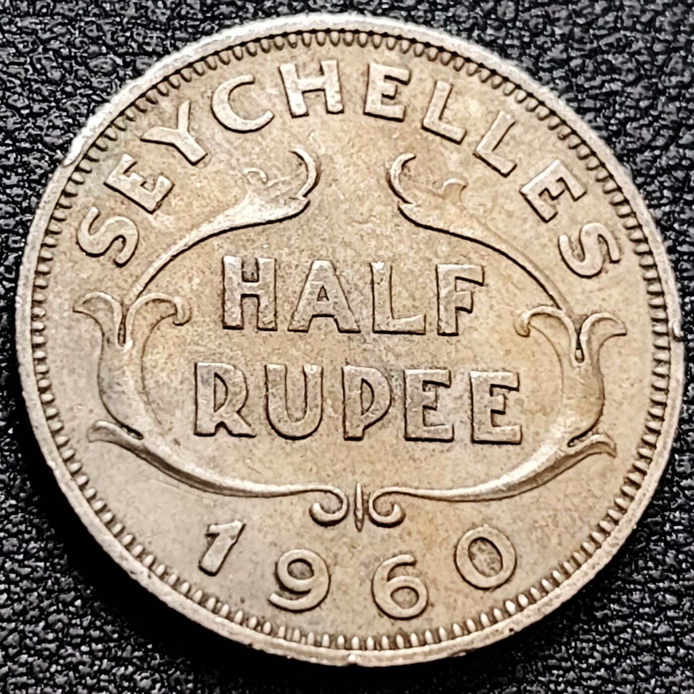 泉币菌-第158场-元旦欢乐场，开年第一场，新年快乐！（特修改截拍时间为23:30分） 。