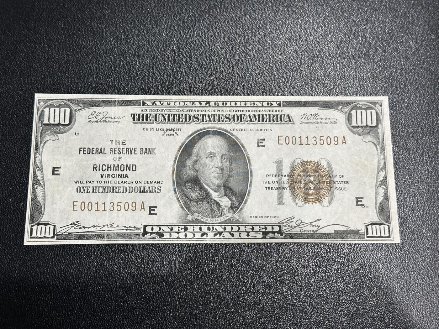 《外钞收藏家》第五百九十八期（2026年新年第一场）（本平台长期征集拍品、欢迎藏友们联系合作） 1929年美国国民银行券100元  橙色库印 非全新 品相如图 无47