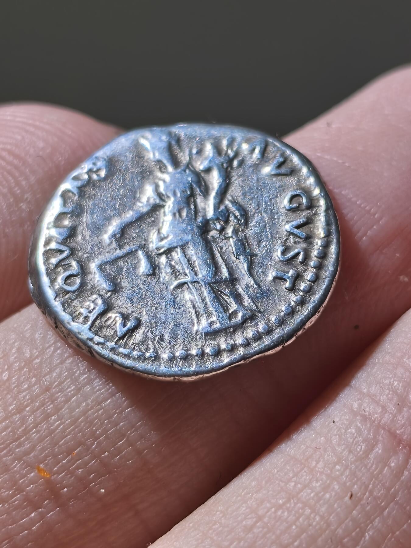 极美珍品！ 罗马帝国 公元96-98年 五贤帝涅尔瓦 第纳尔银币，非常罕见的银币，五贤帝最大的拦路虎，老牌名誉品