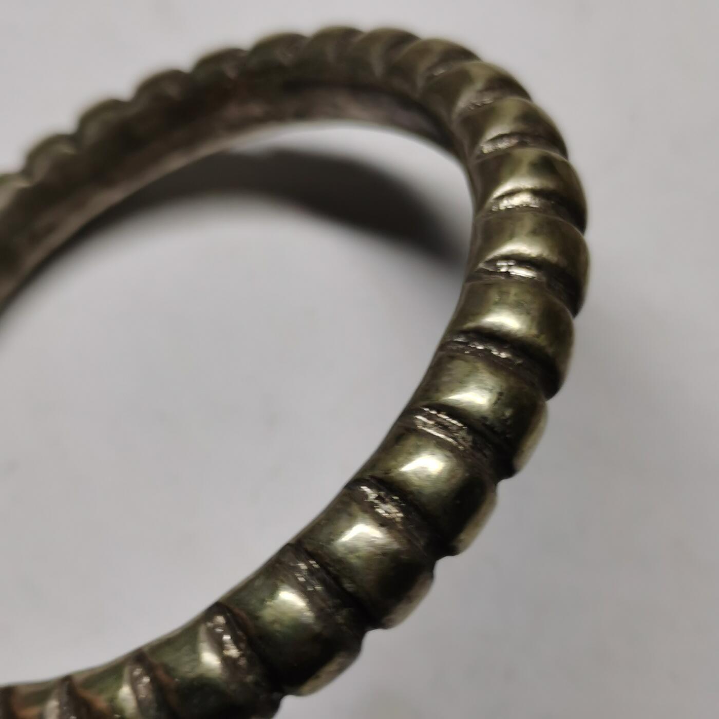 杂件专场92期 清代老银竹节手镯，重31.9克