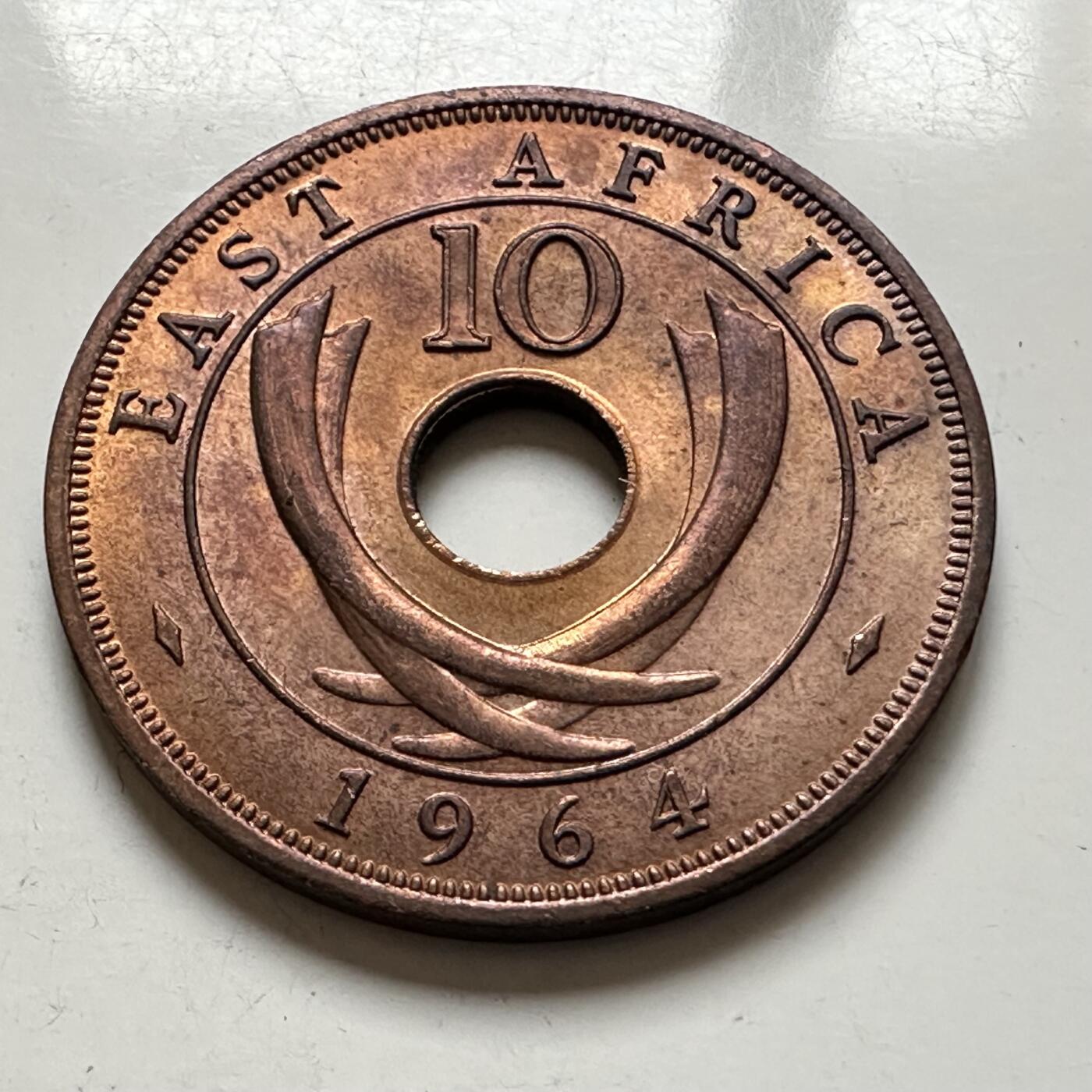 🌹外币初藏🌹🐯2026年第1场  每周二四六晚8️⃣点 接代拍 东非1964年10分