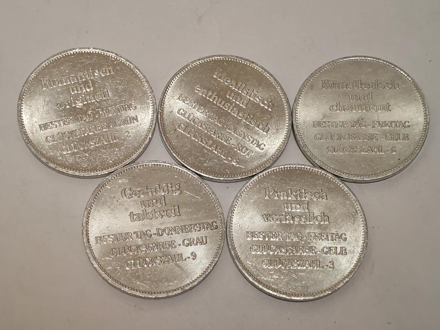 韵星假日拍卖第三十四期 -- Rimey Holidays Auction 34 民主德国币一组