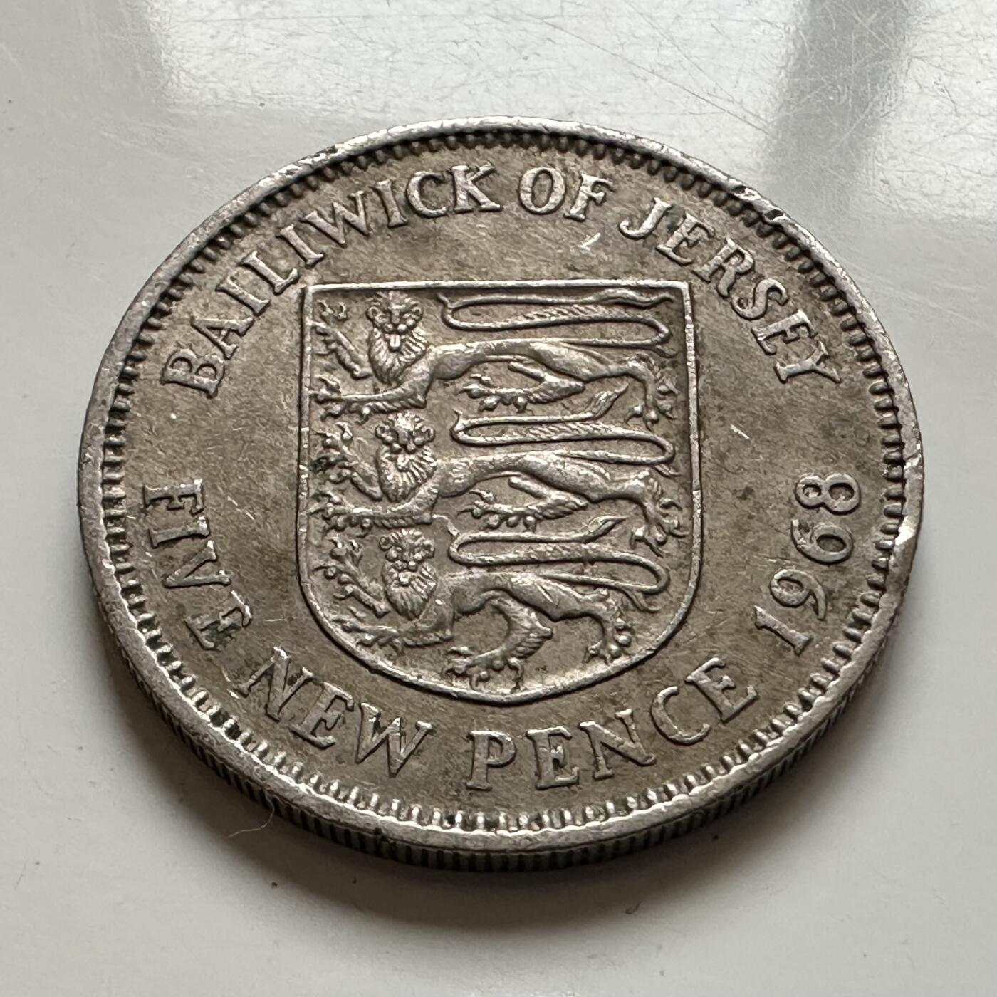 🌹外币初藏🌹🐯2026年第1场  每周二四六晚8️⃣点 接代拍 泽西岛1968年五便士