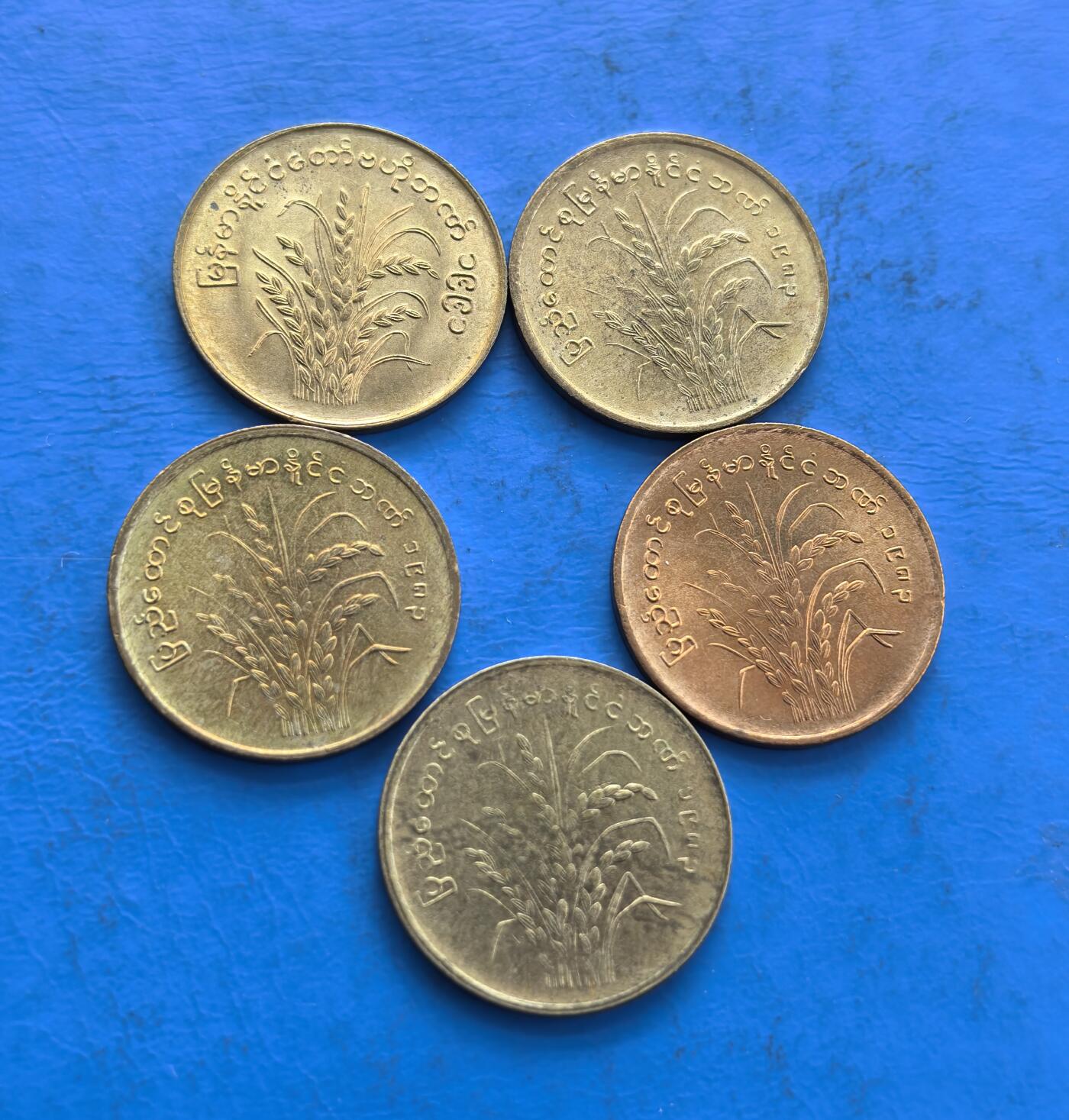 外国优质老铜币高银银币，周六九点倒数截拍，满百包邮，持续收拍 缅甸水稻币5个