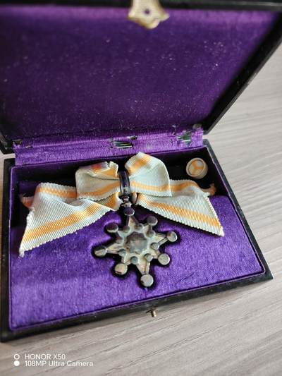 城南花开🌷84场 - 银八瑞女版本带盒略