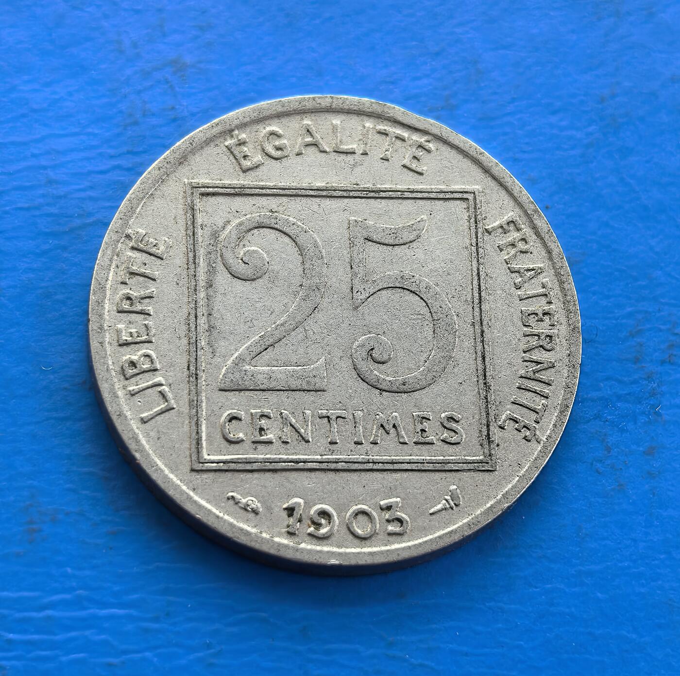 外国优质老铜币高银银币，周六九点倒数截拍，满百包邮，持续收拍 法国 1903 年25 分，属第三共和国时期，正面玛丽安娜象征自由，背面镌 “自由、平等、博爱”，凝萃启蒙思想。镍质包浆载岁月，见证共和巩固史。设计承载法兰西精神，是收藏触摸欧洲人文遗产、解码近代思潮的独特标本，文化符号与时代记忆交融 。