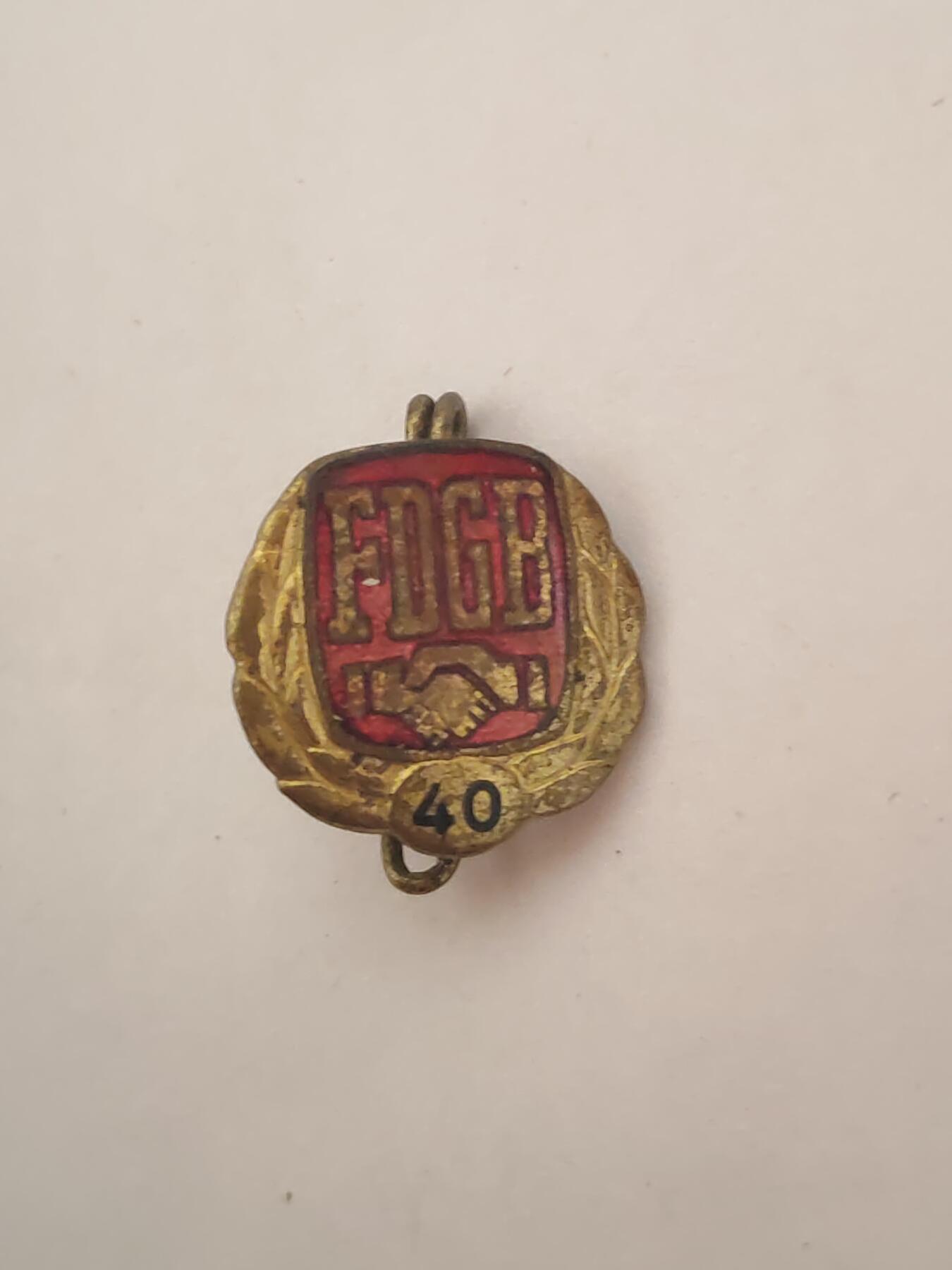 韵星假日拍卖第三十四期 -- Rimey Holidays Auction 34 民主德国工会四十年荣誉会员证章