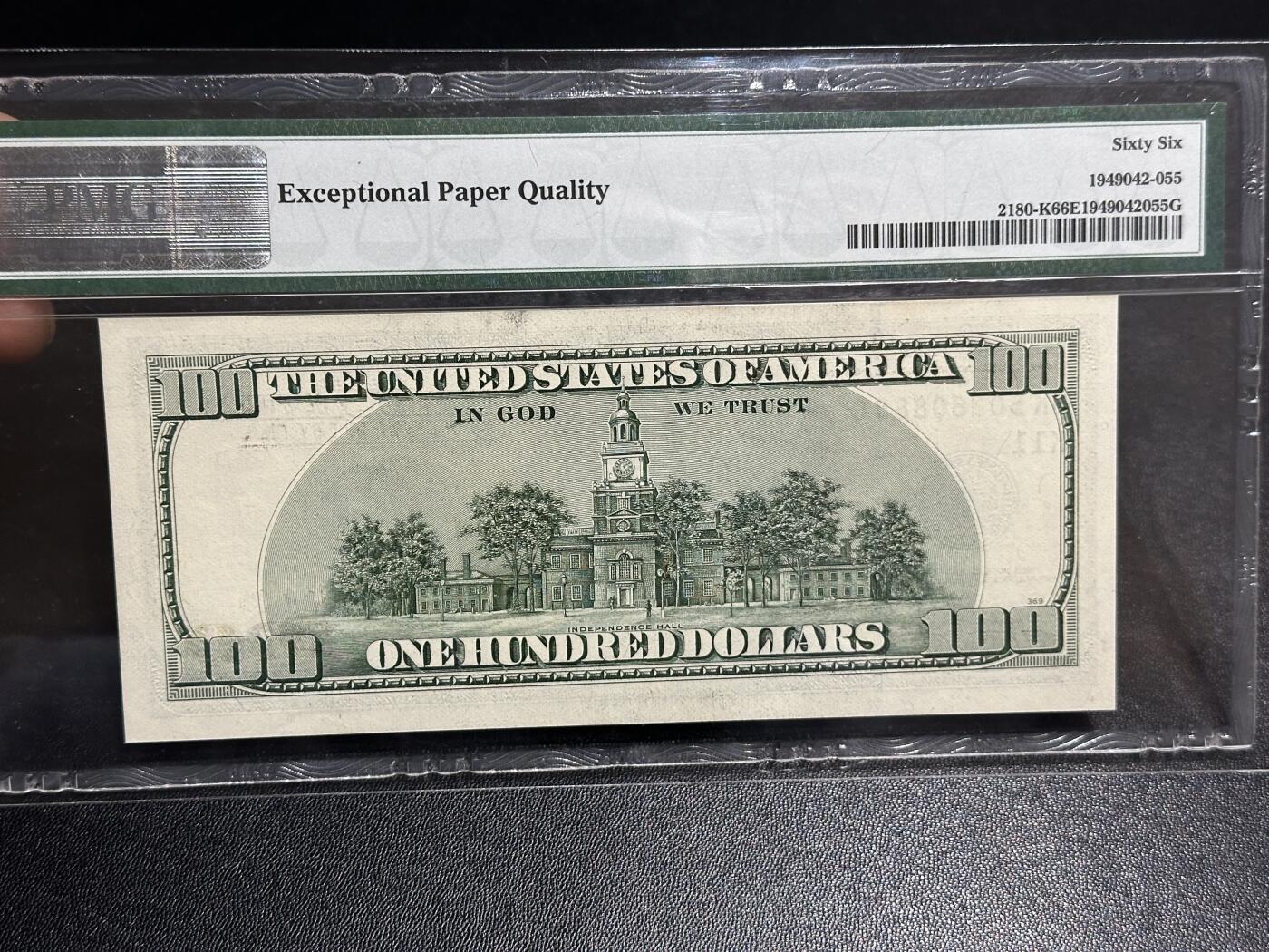 《外钞收藏家》第五百九十八期（2026年新年第一场）（本平台长期征集拍品、欢迎藏友们联系合作） 2006年美国大头版100美元 PMG66 无47豹子号888