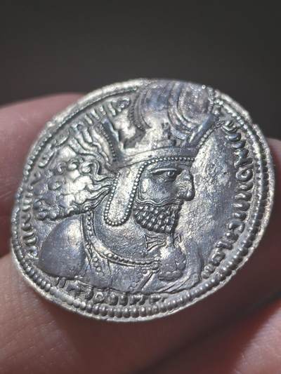 典藏极美品！波斯萨珊 - 沙普尔一世1德拉克马银币 公元240–272年，非常著名的君主，个人认为这个头像非常帅气了，有一种非凡的气势