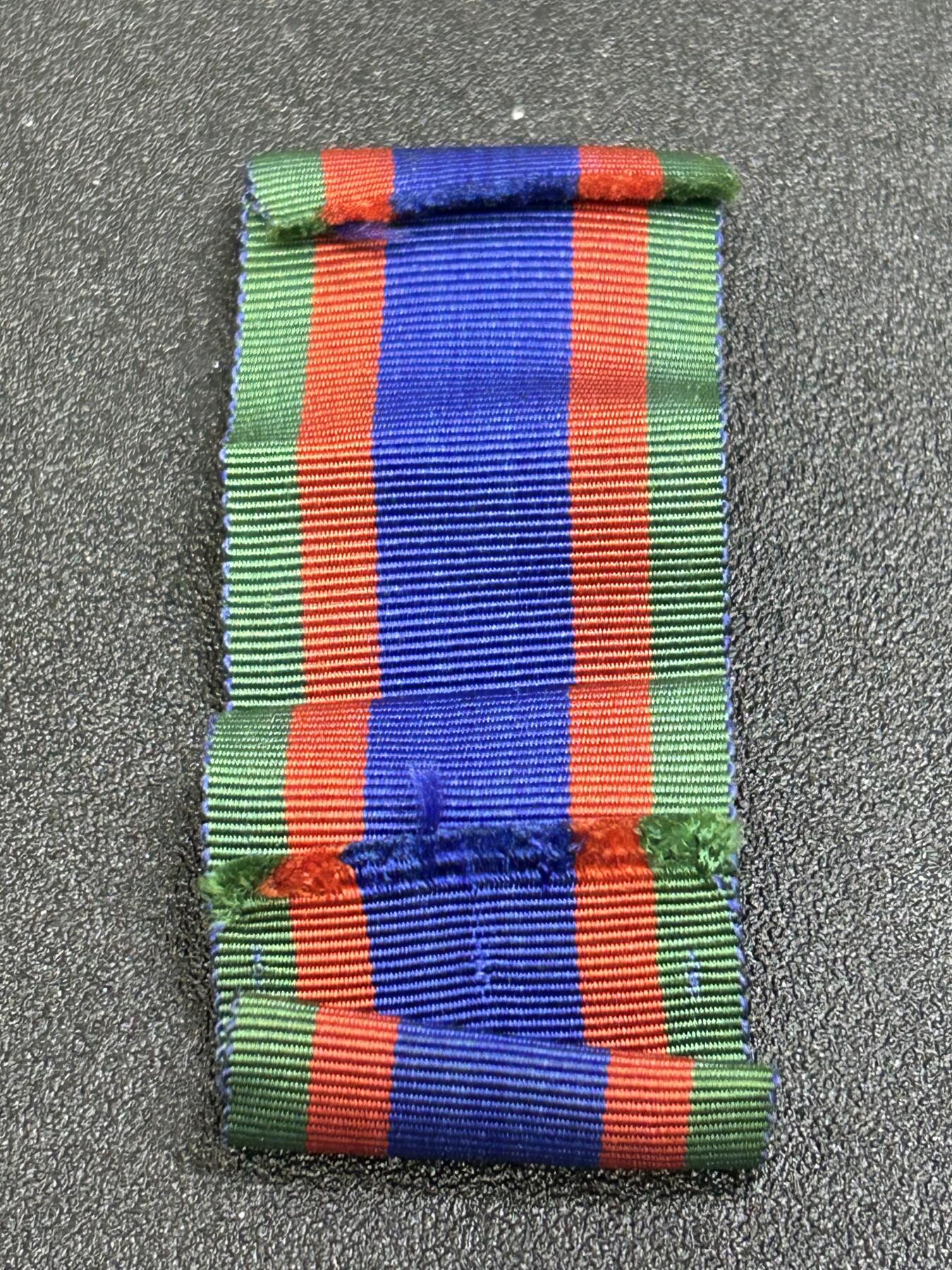 西秦中古拍卖第七十一期 加拿大二战志愿服务奖章绶带