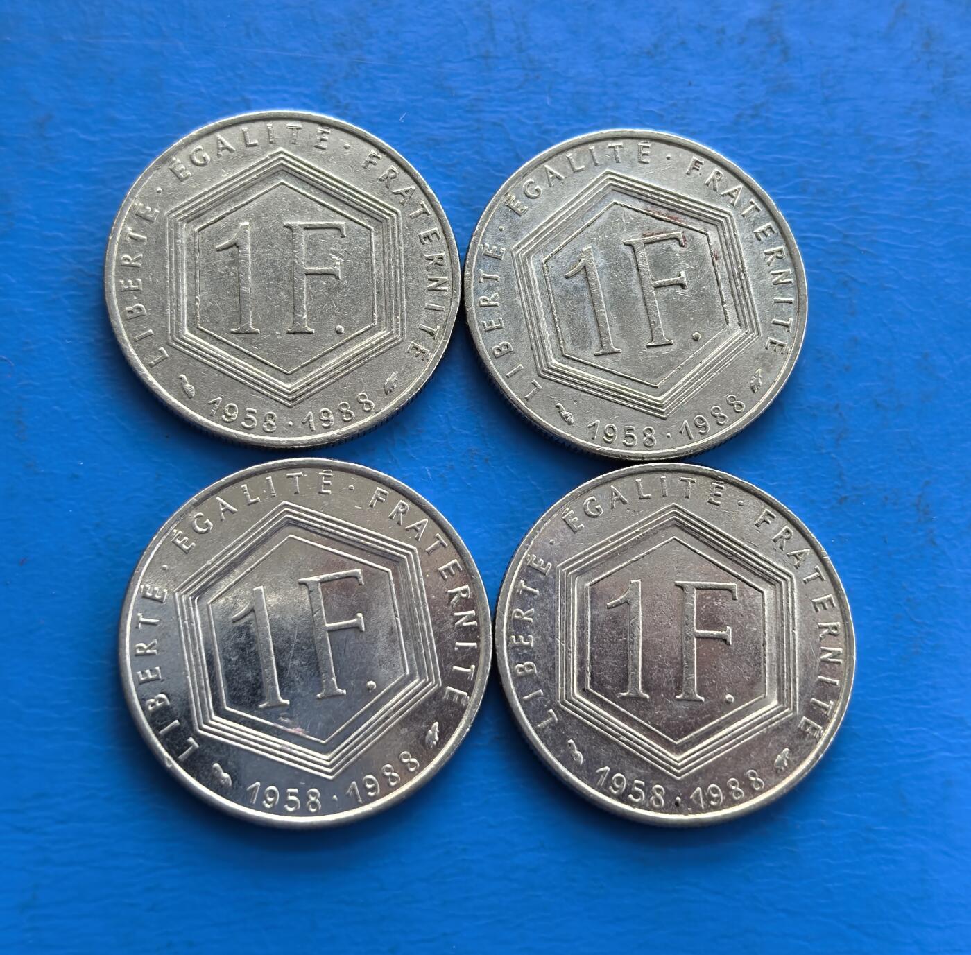 外国优质老铜币高银银币，周六九点倒数截拍，满百包邮，持续收拍 法国1988年戴高乐将军4个